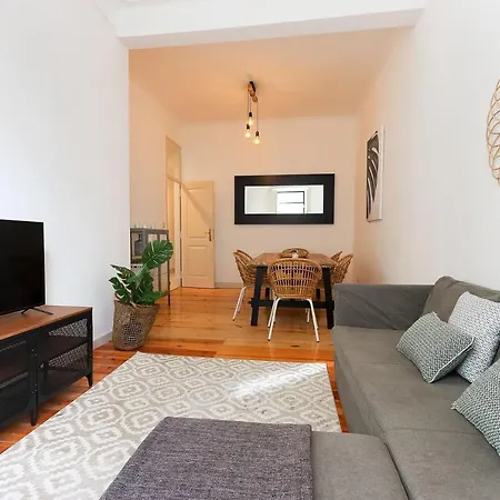 Apartment Avenida Liberdade Terrace By Homing