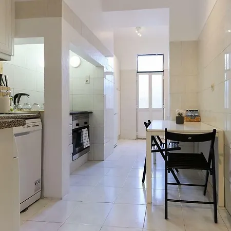 Apartment Avenida Liberdade Terrace By Homing Lisbon
