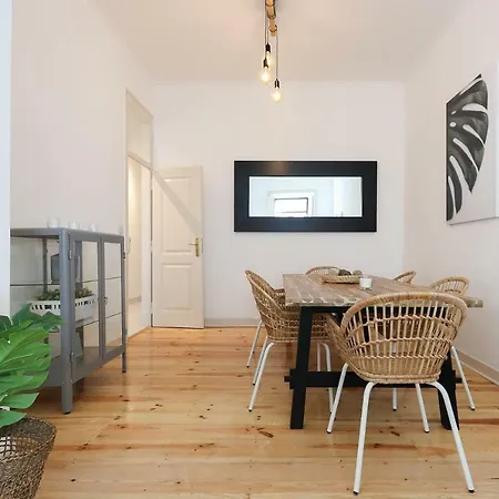 Apartment Avenida Liberdade Terrace By Homing *