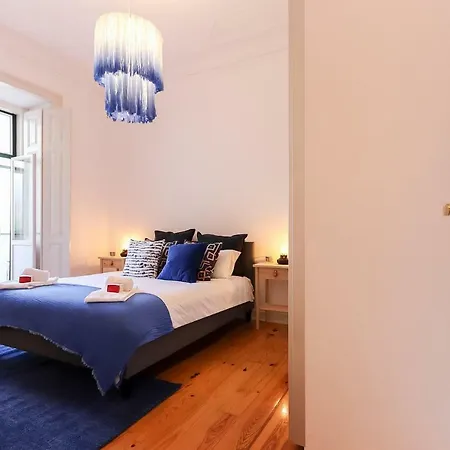 Apartment Avenida Liberdade Terrace By Homing Lisbon