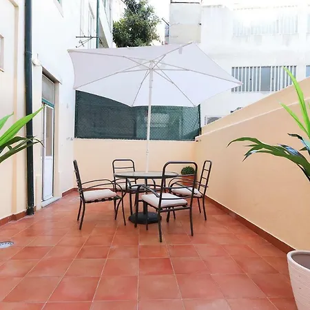 Avenida Liberdade Terrace By Homing *